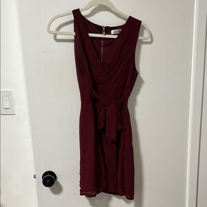 Elegant Burgundy Sleeveless Dress